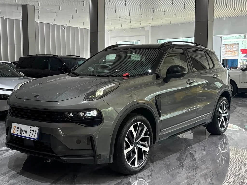 Lynk & Co 01