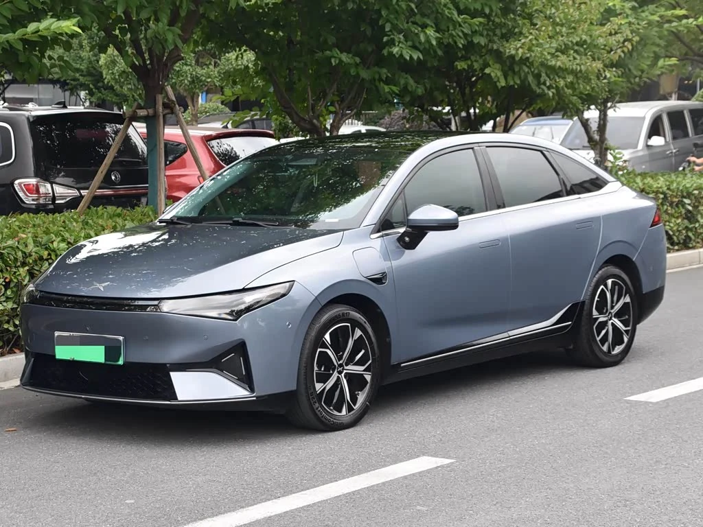 Xpeng P5
