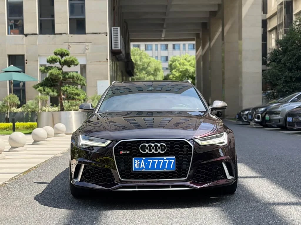 Audi RS 6