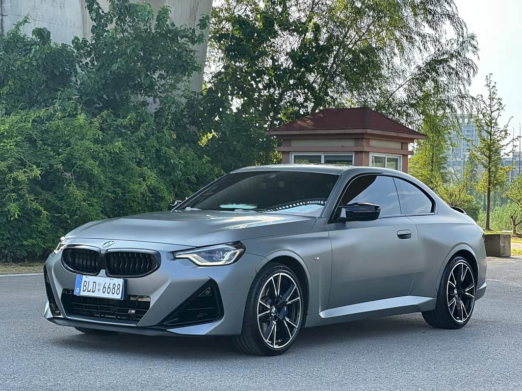 BMW M240i