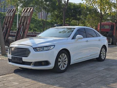 Ford Taurus