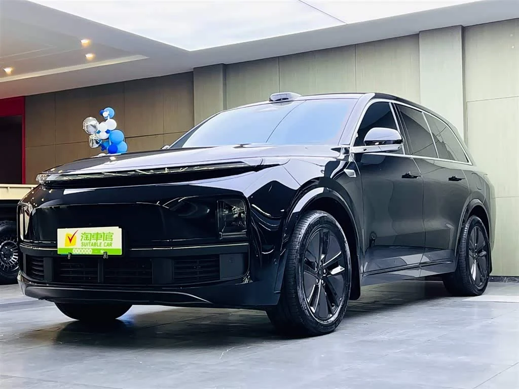 Li Auto L8
