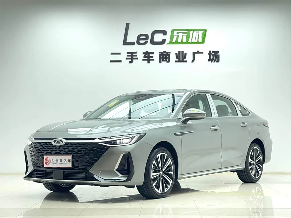 Chery Arrizo 8