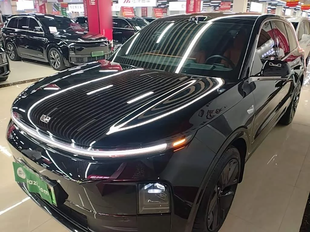 Li Auto L6