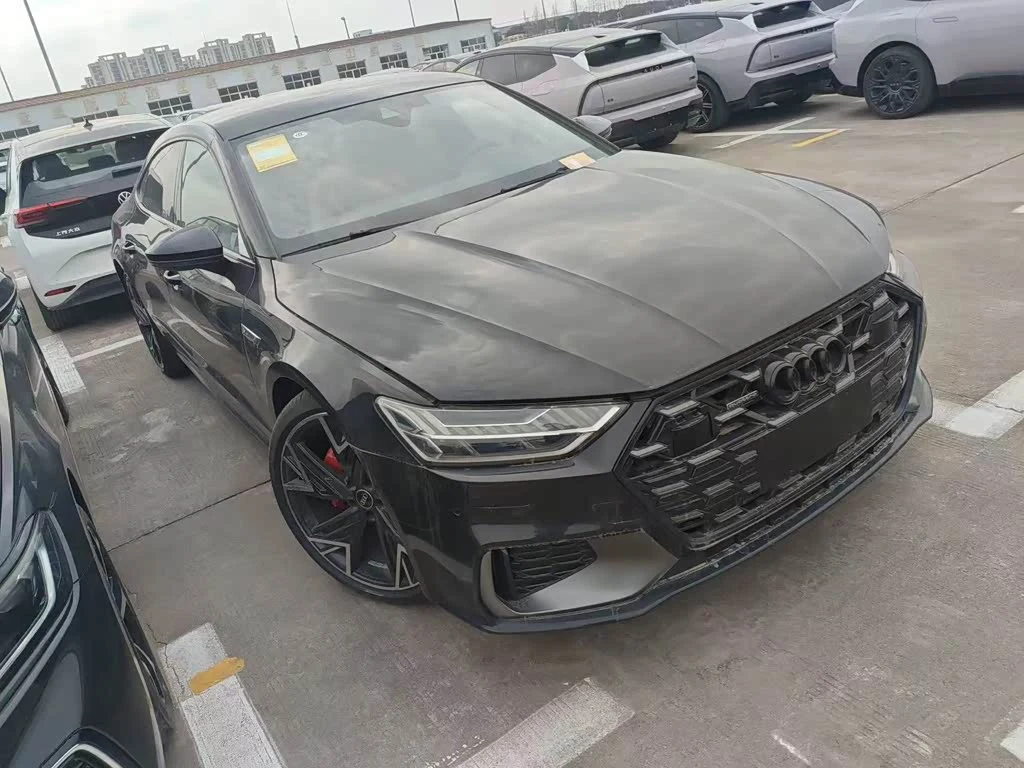 Audi A7L