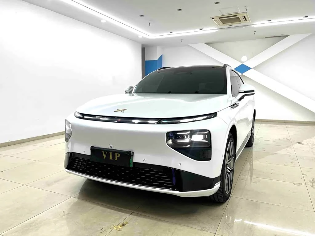 Xpeng G9