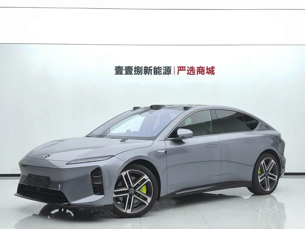 NIO ET5