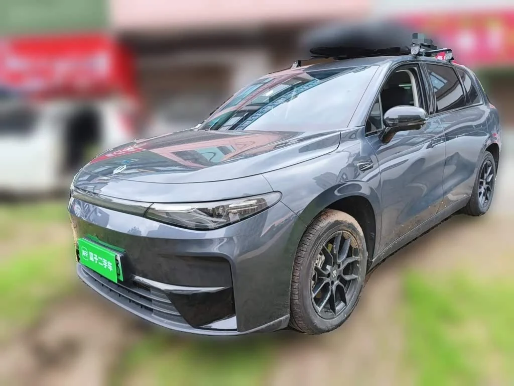 Leapmotor C10
