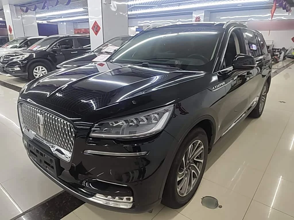 Lincoln Aviator