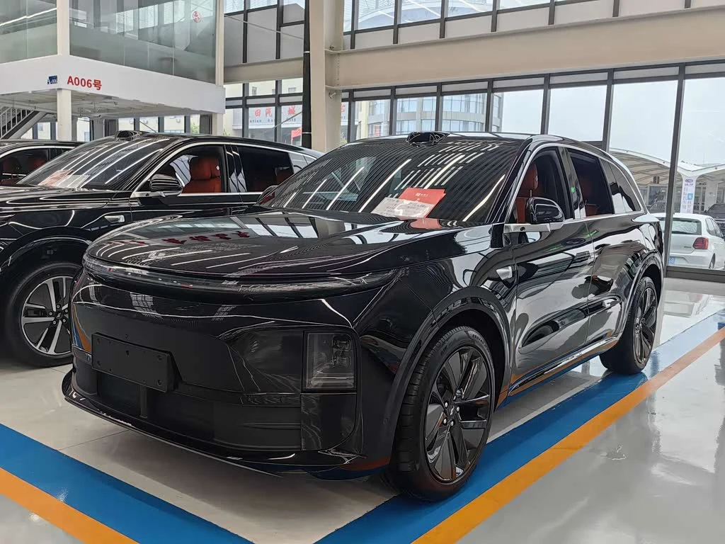 Li Auto L6