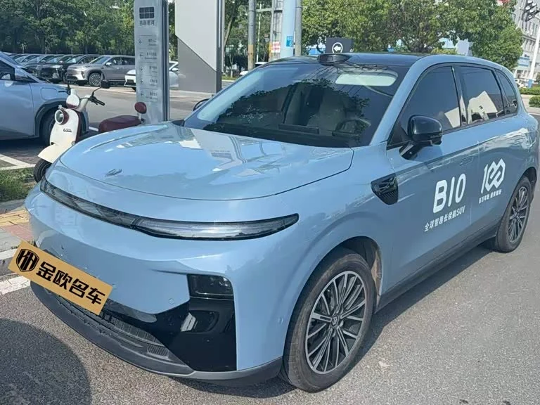Leapmotor B10