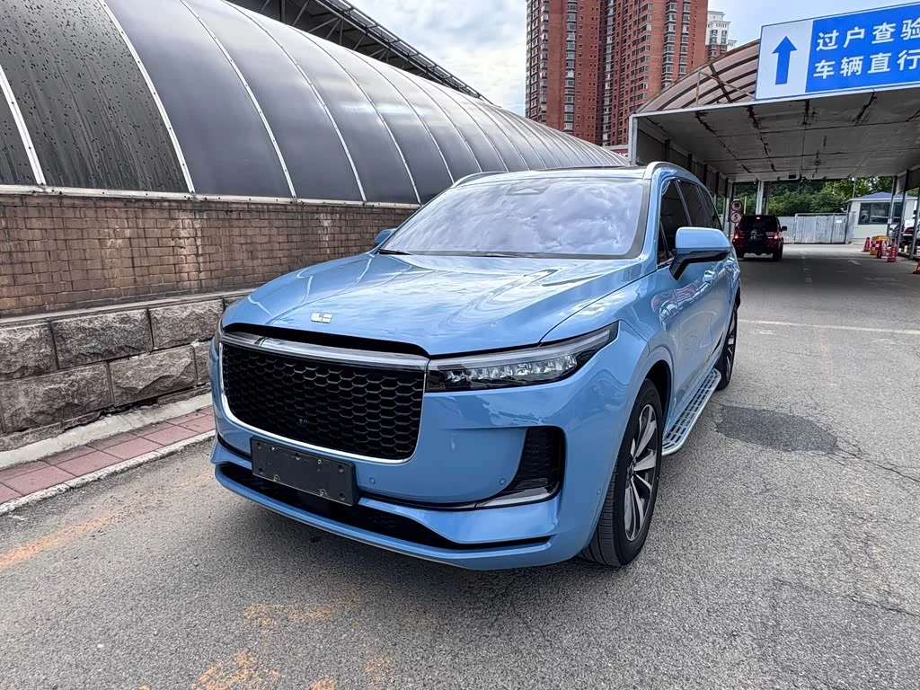 Li Auto ONE