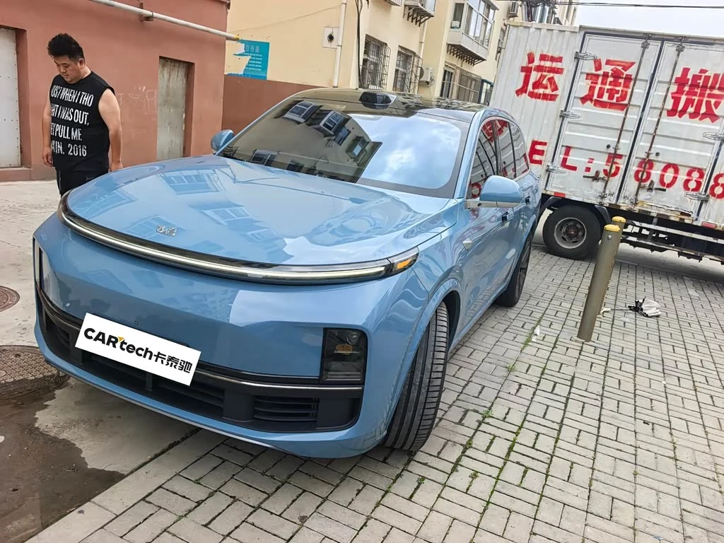 Li Auto L8