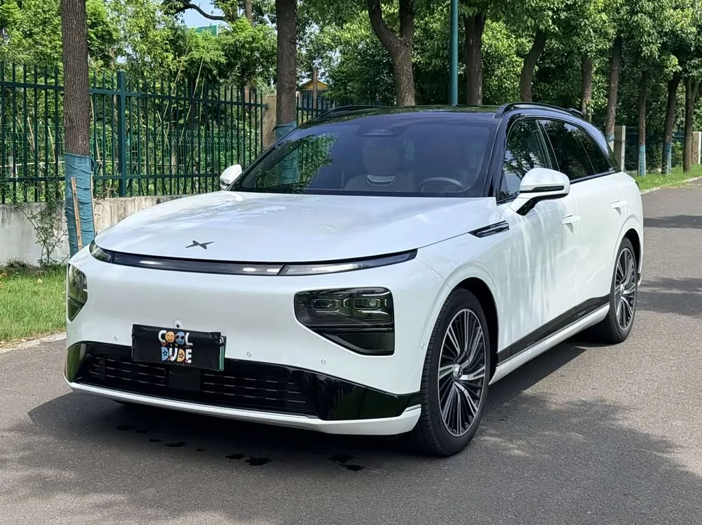 Xpeng G9