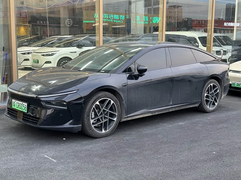 Xpeng P7