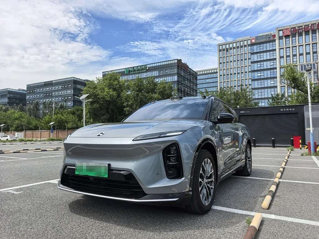 NIO ES6