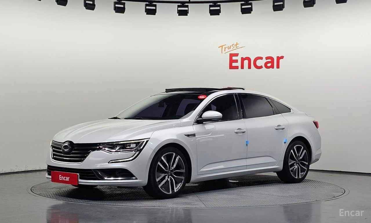 Renault SM6