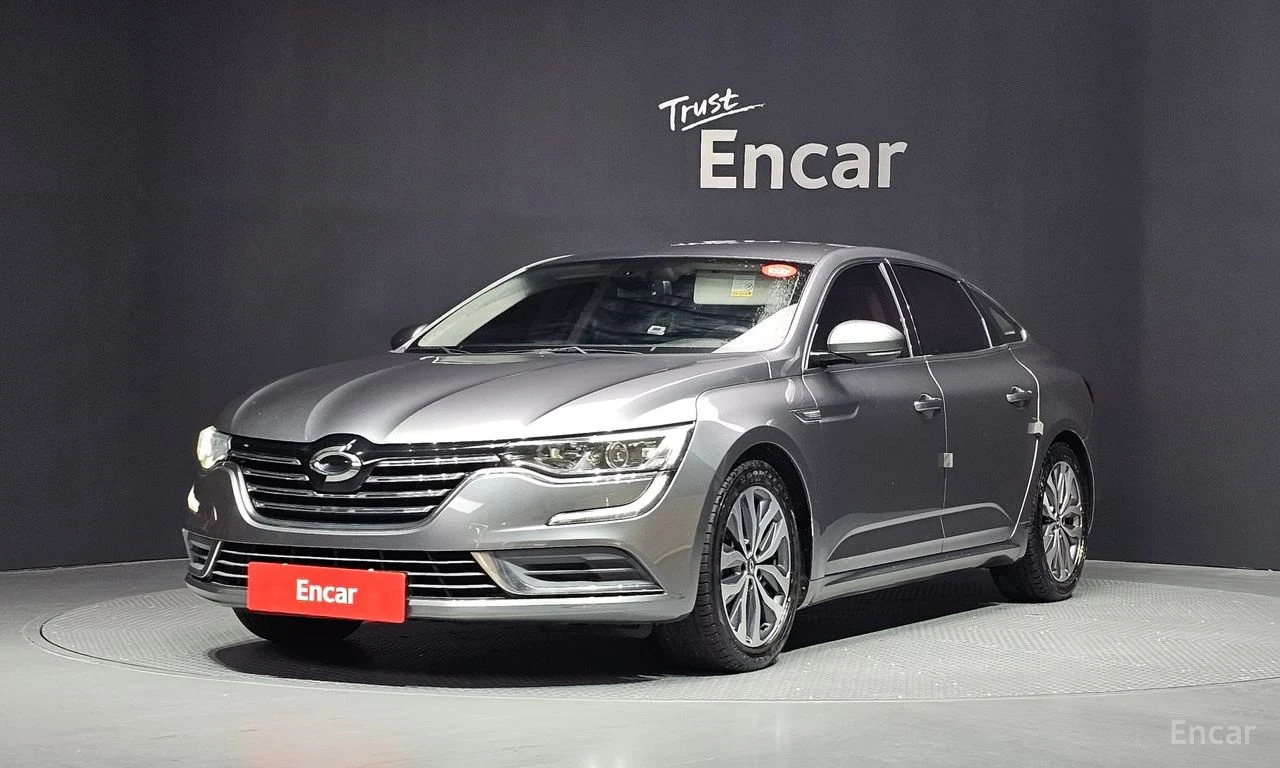 Renault SM6