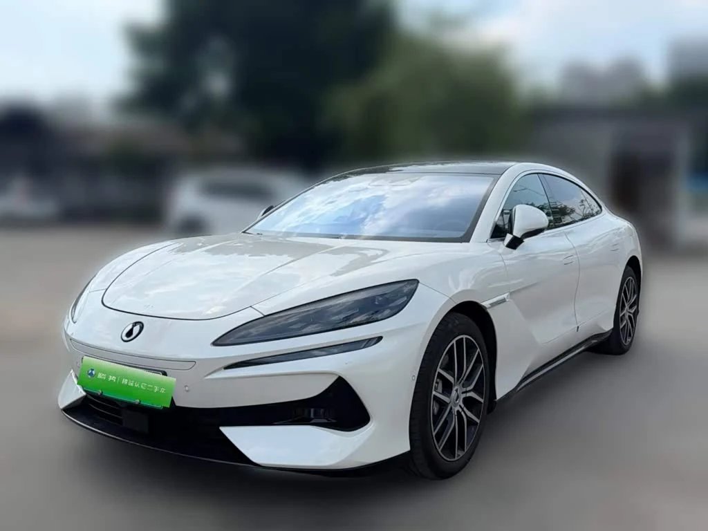 Denza Z9