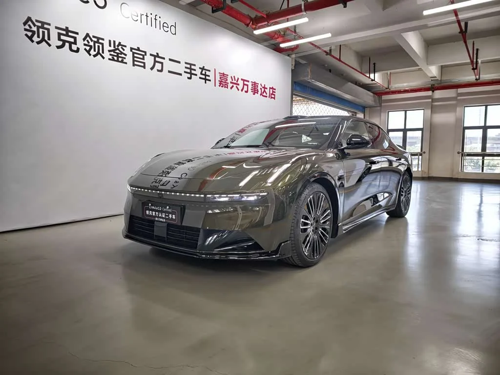 Lynk & Co 10
