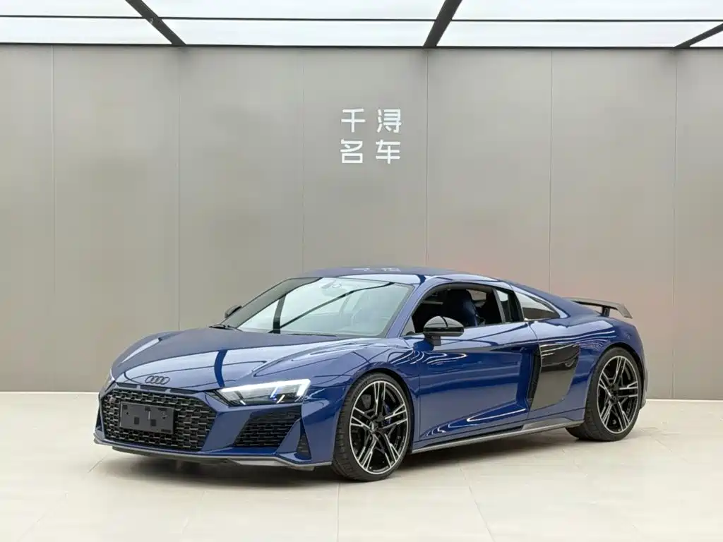 Audi R8