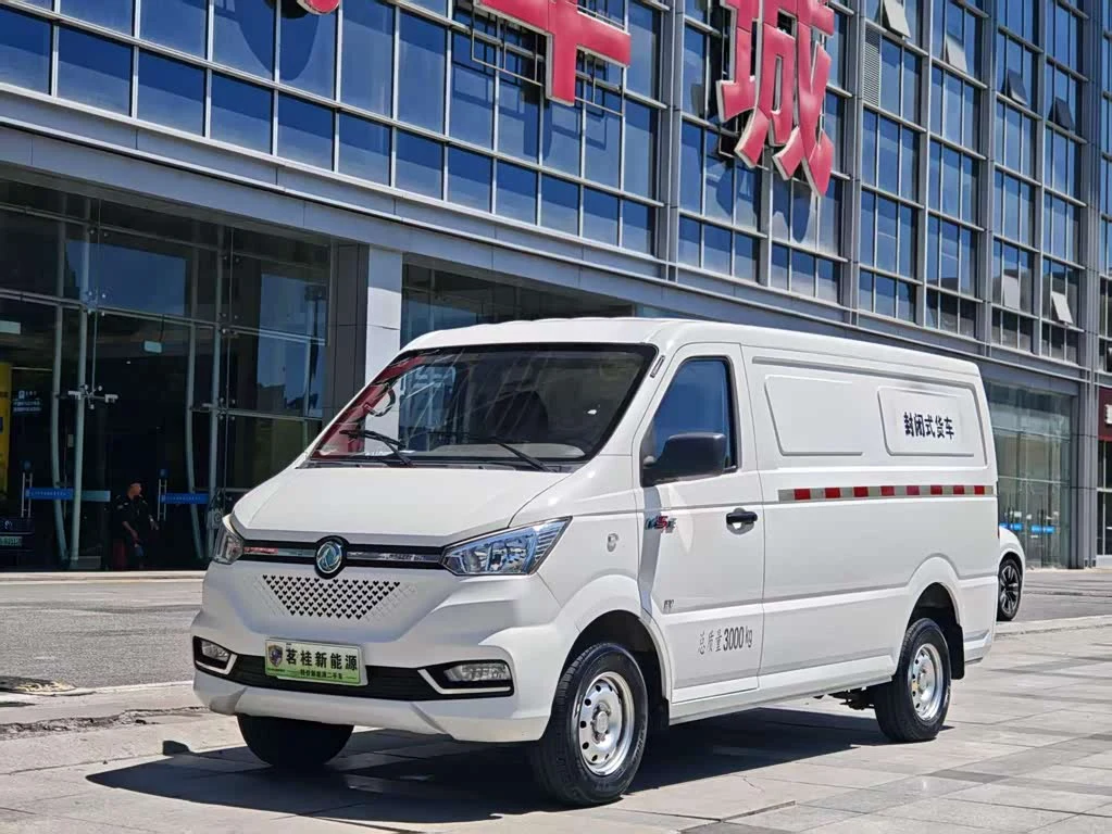Dongfeng EM26