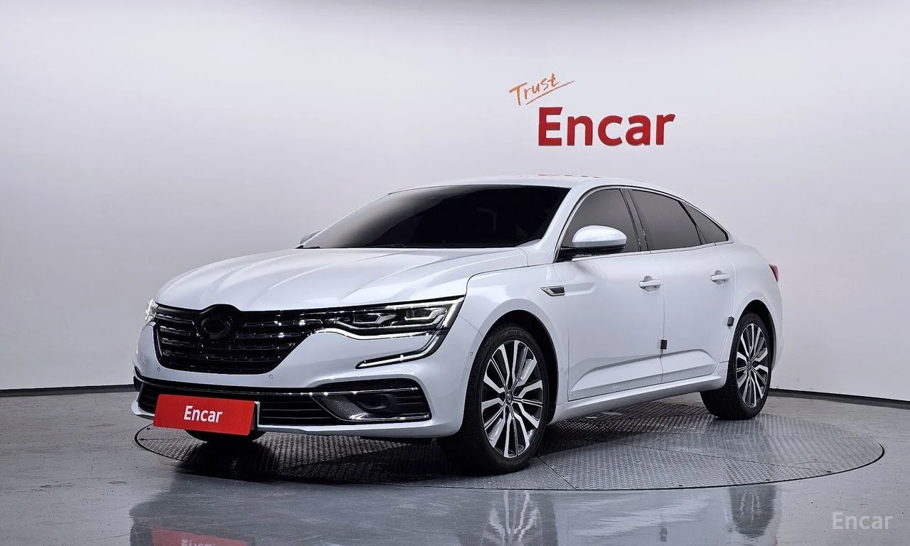 Renault SM6