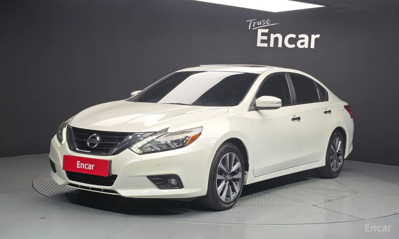 Nissan Altima