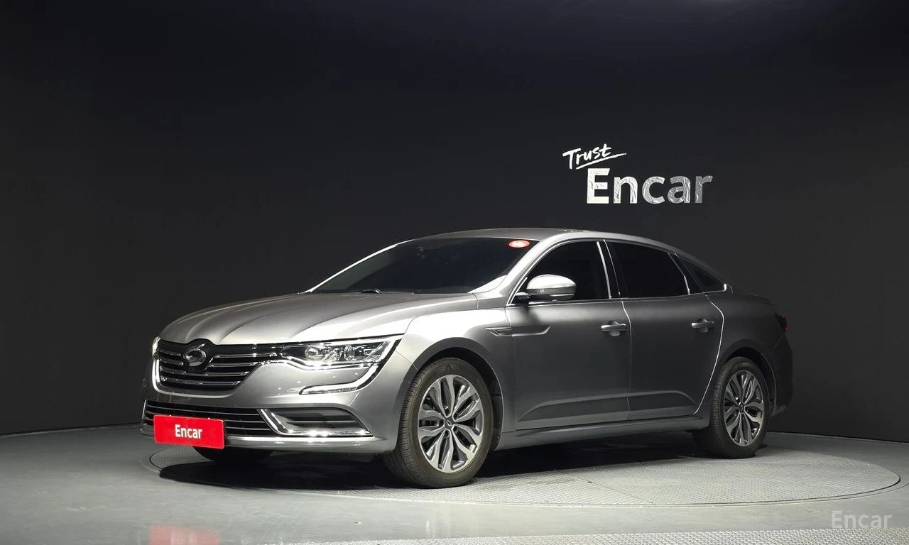 Renault SM6