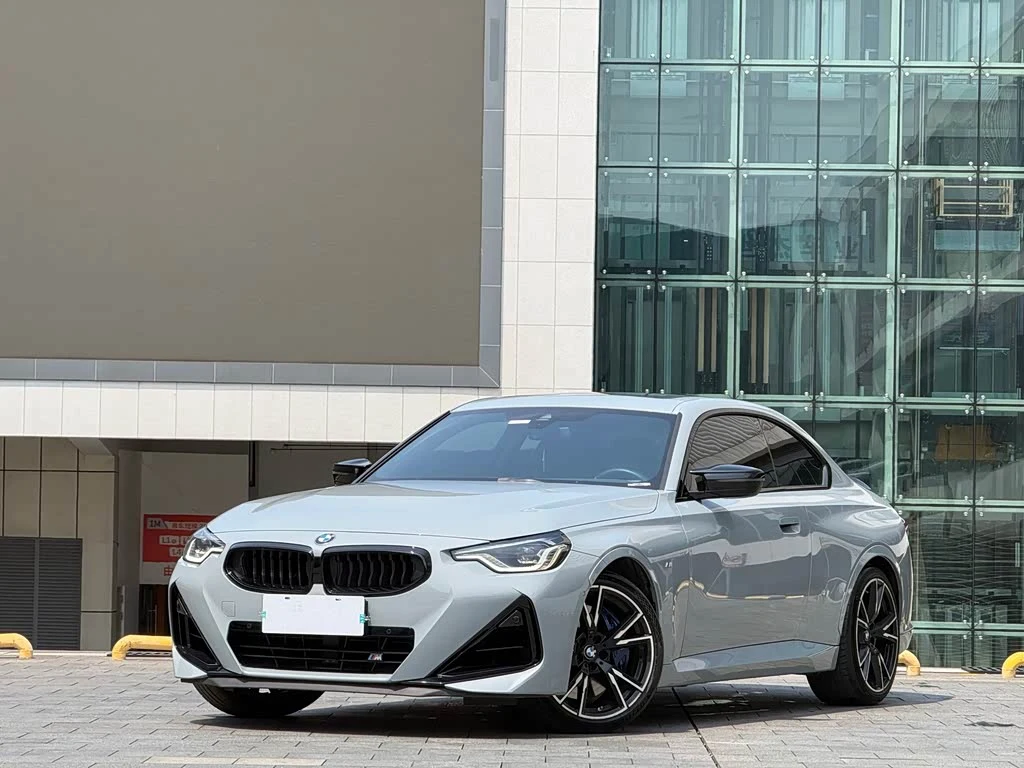 BMW M240i