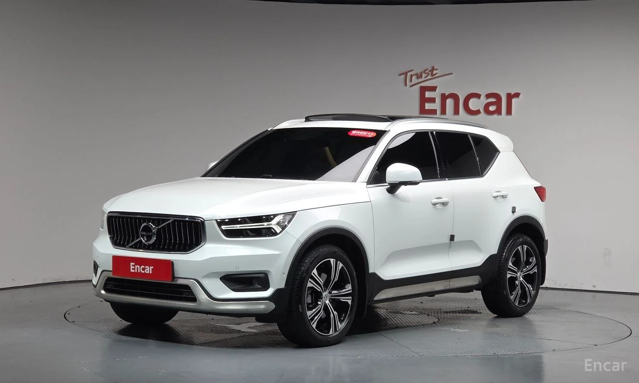 Volvo XC40