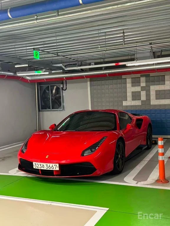 Ferrari 488