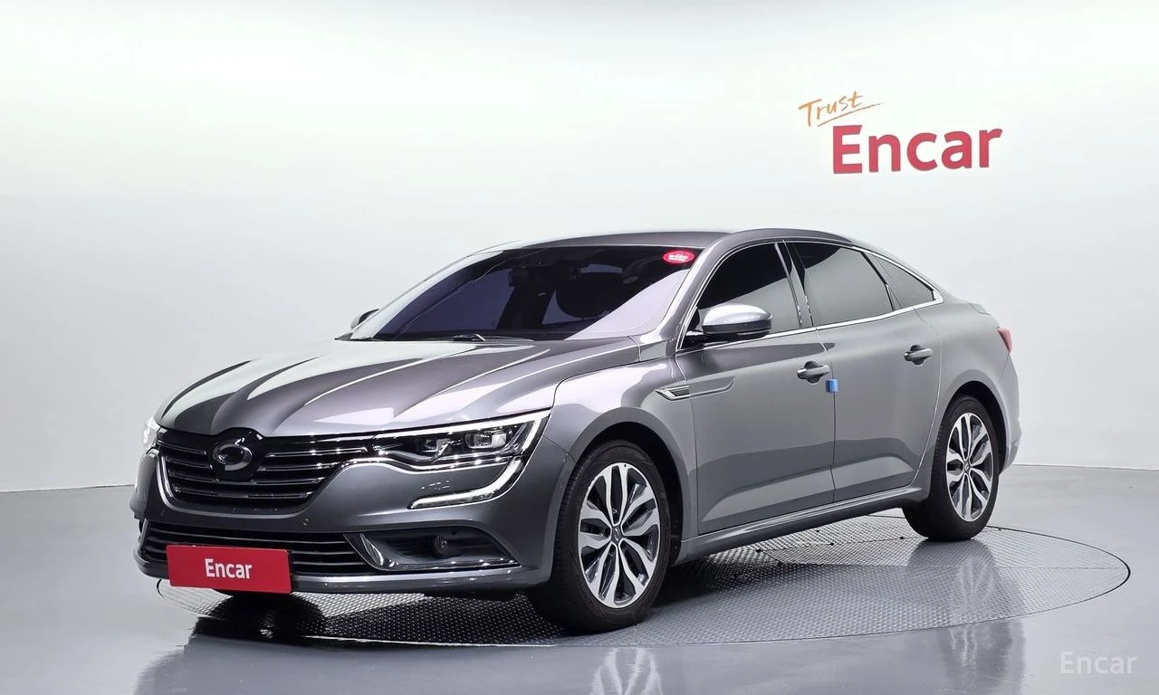 Renault SM6