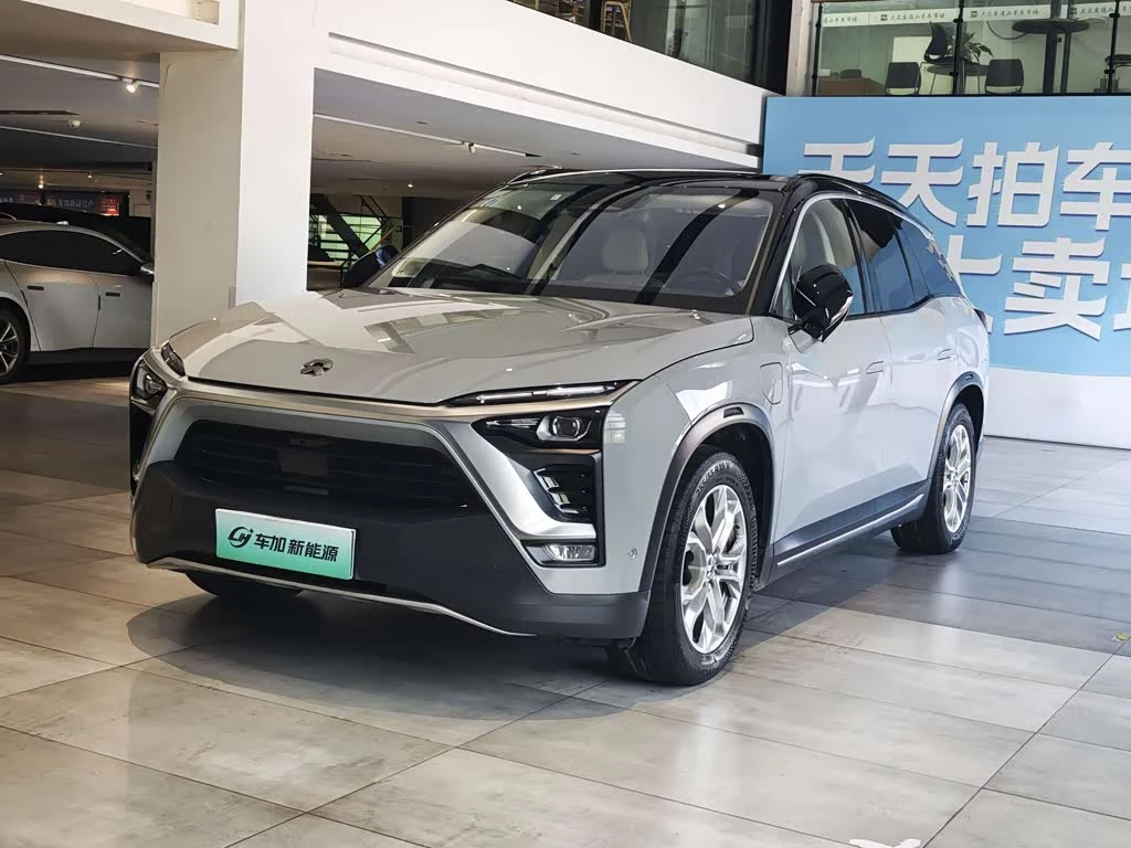NIO ES8