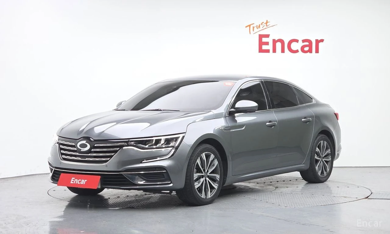 Renault SM6