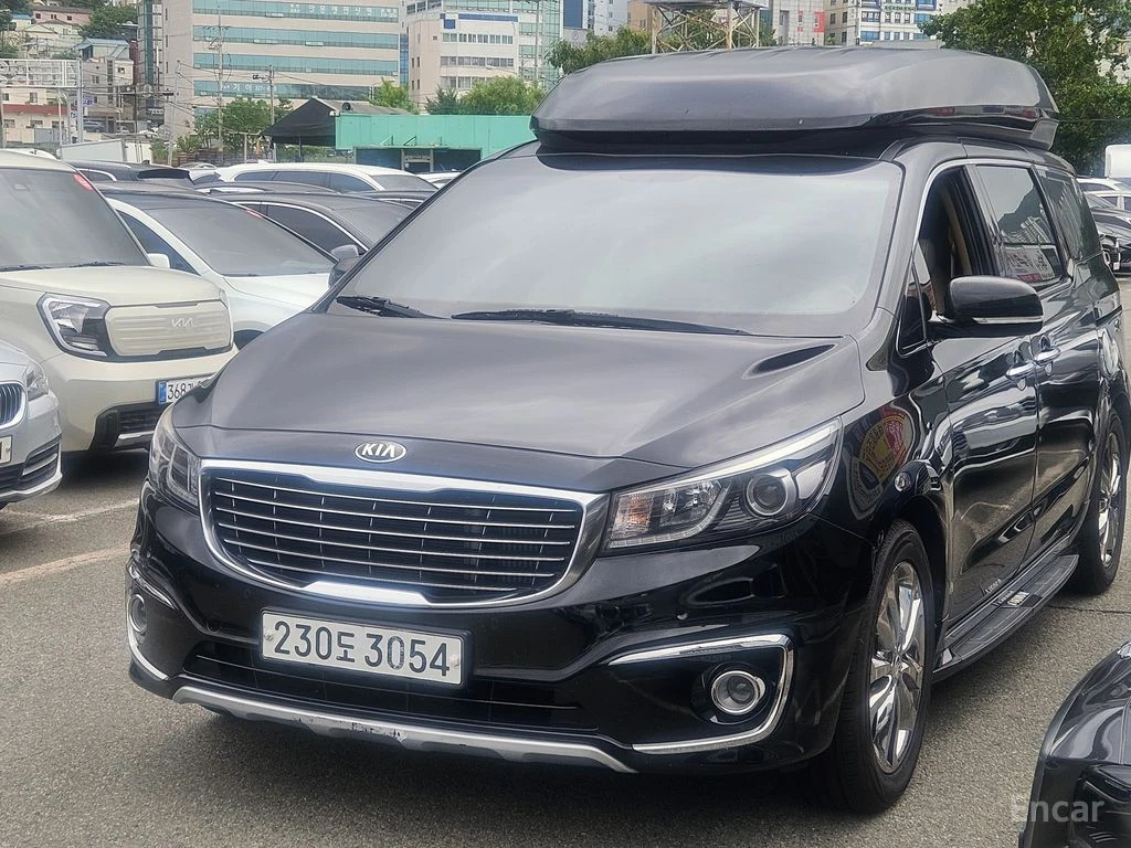 Kia Carnival