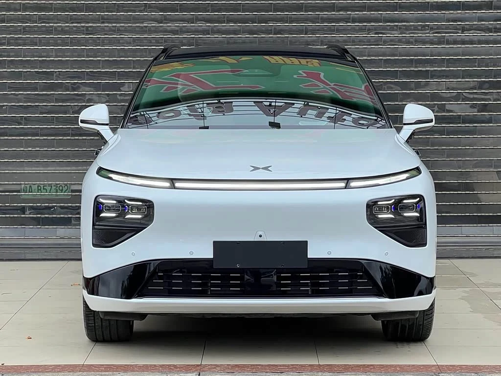 Xpeng G9