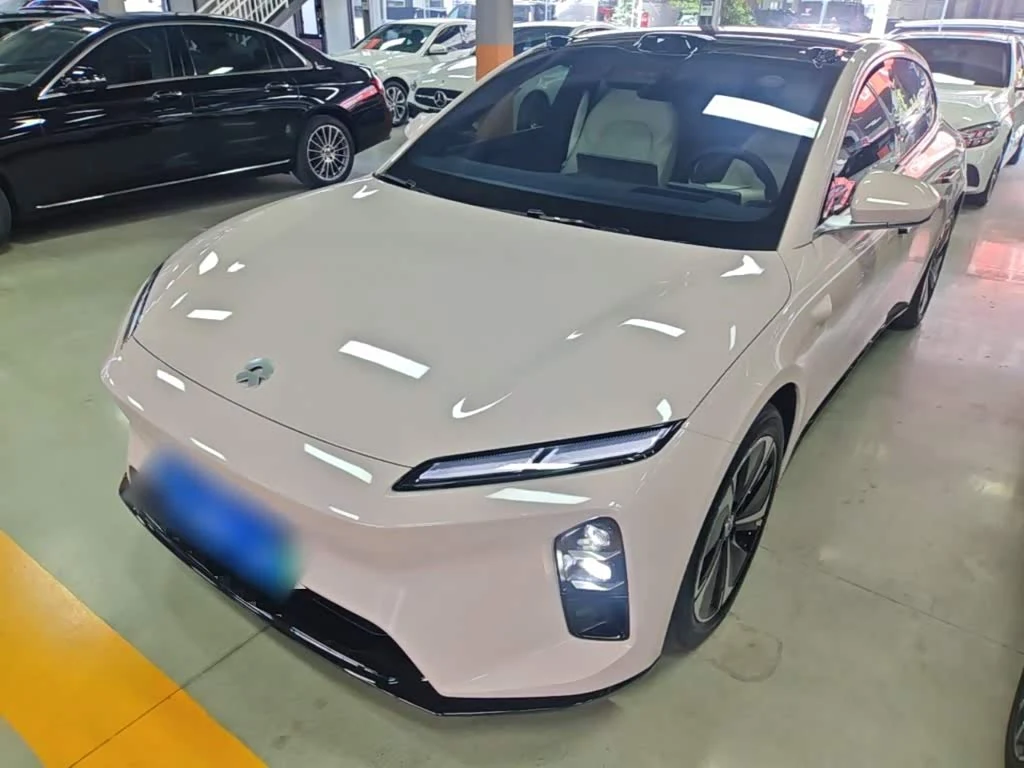 NIO ET5T