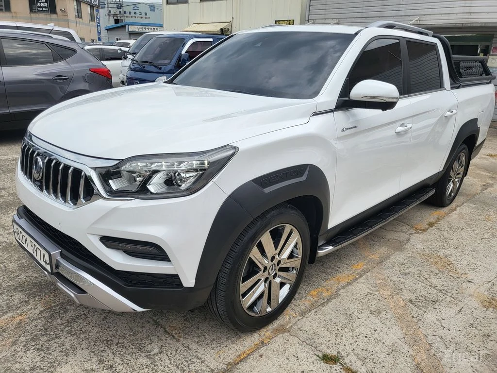KG Mobility Rexton