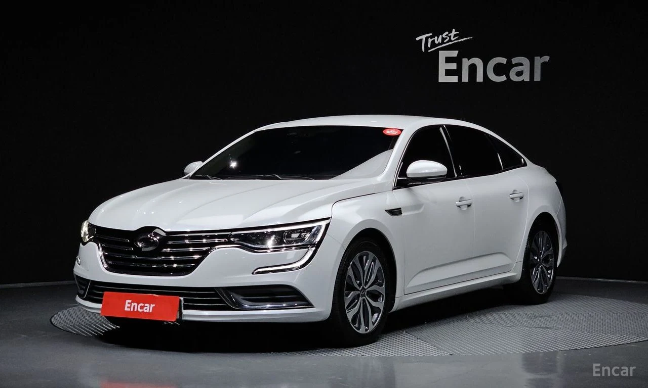 Renault SM6