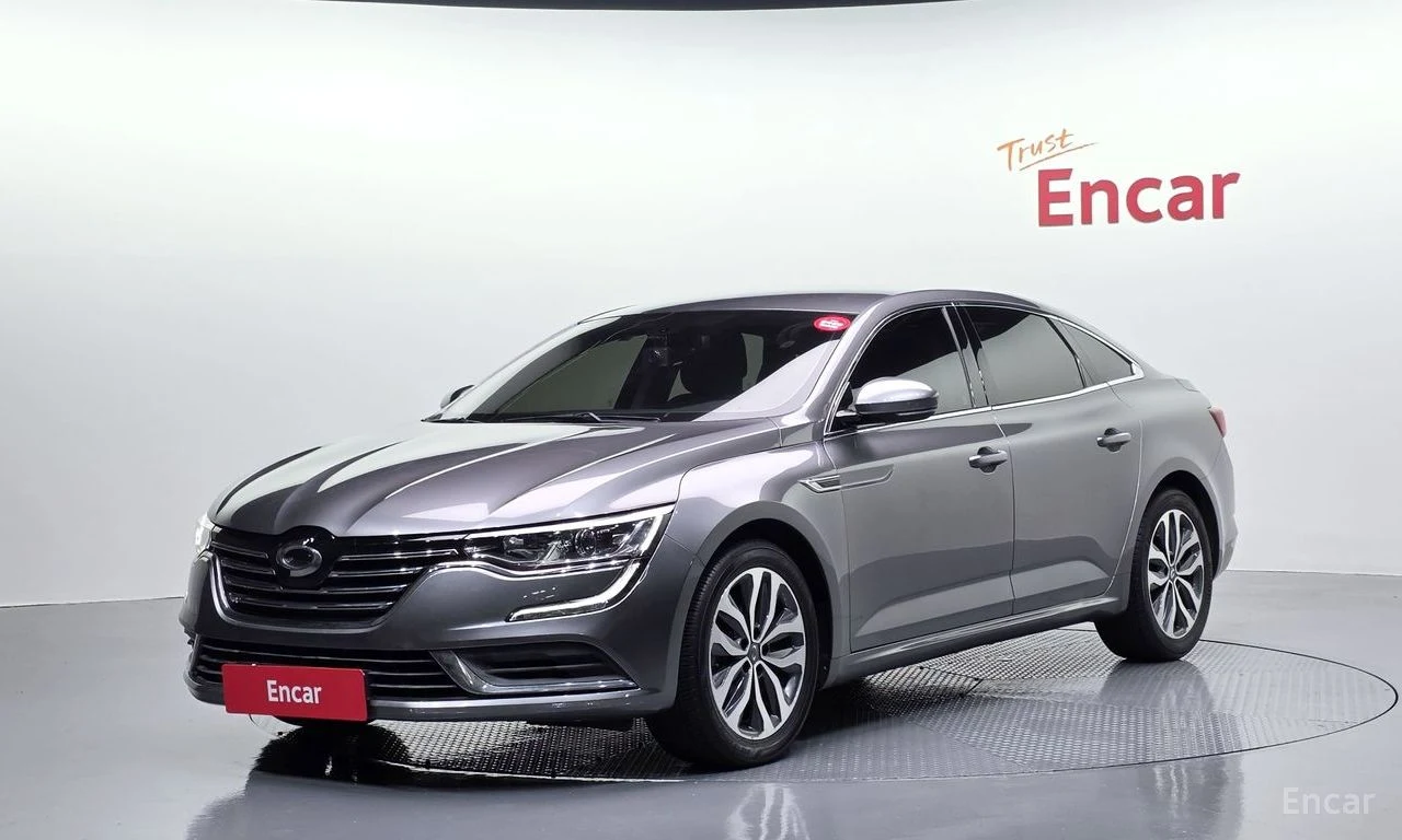 Renault SM6