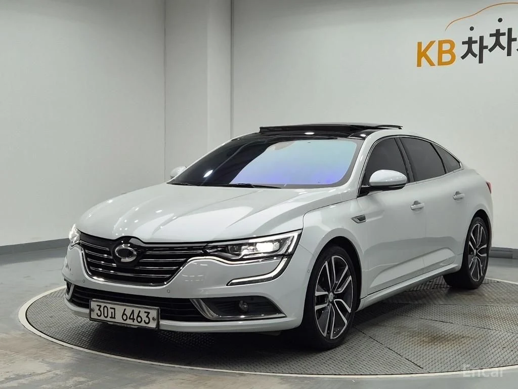 Renault SM6