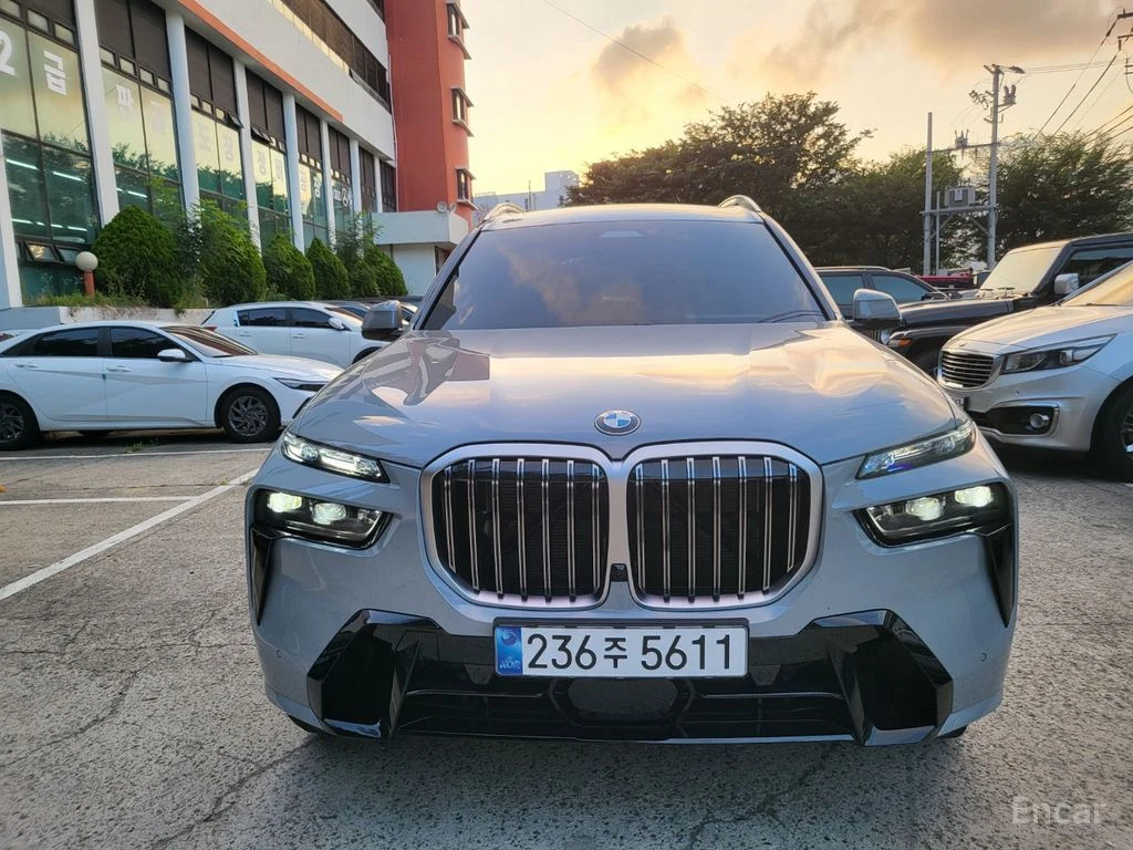 BMW X7