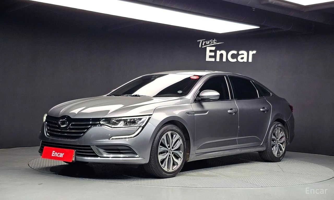 Renault SM6