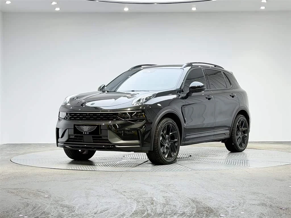 Lynk & Co 01