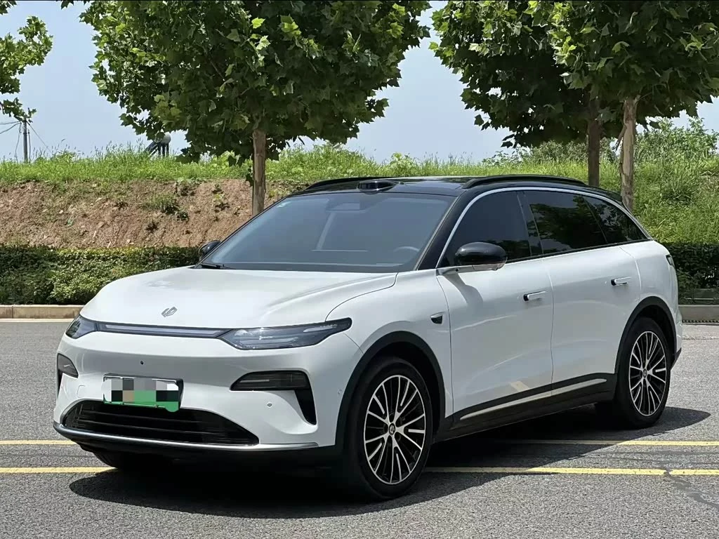 Leapmotor C11