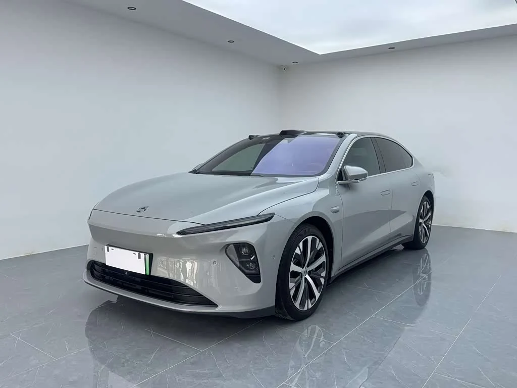 NIO ET7