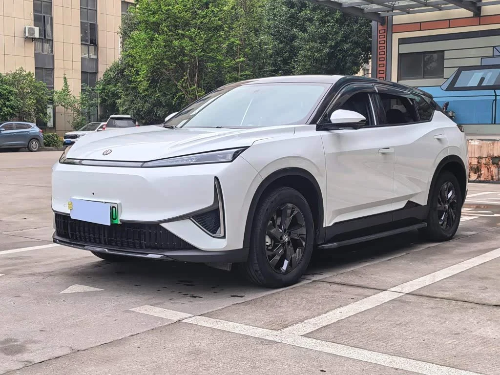Dongfeng L7