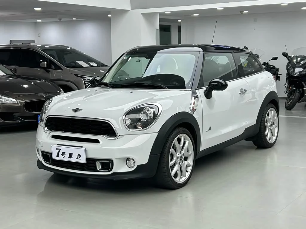 Mini Paceman