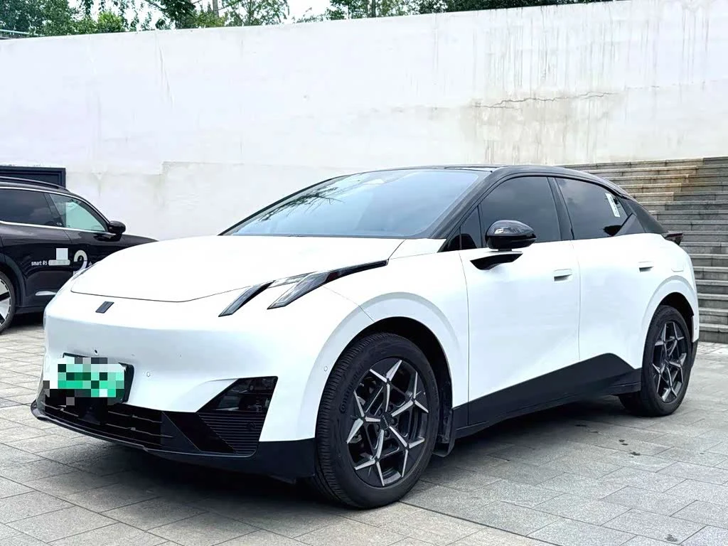Lynk & Co Z20